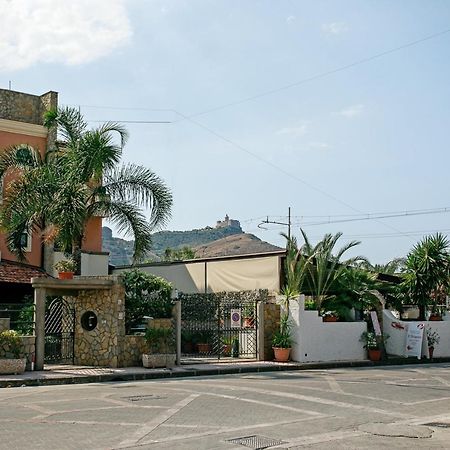Dolce Dimora Villa Oliveri Bagian luar foto