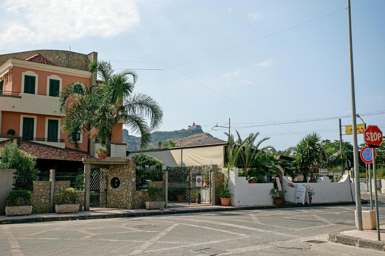 Dolce Dimora Villa Oliveri Bagian luar foto
